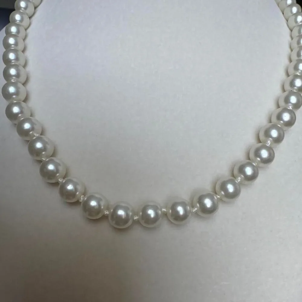 Unbranded Women's White and Cream Jewellery
